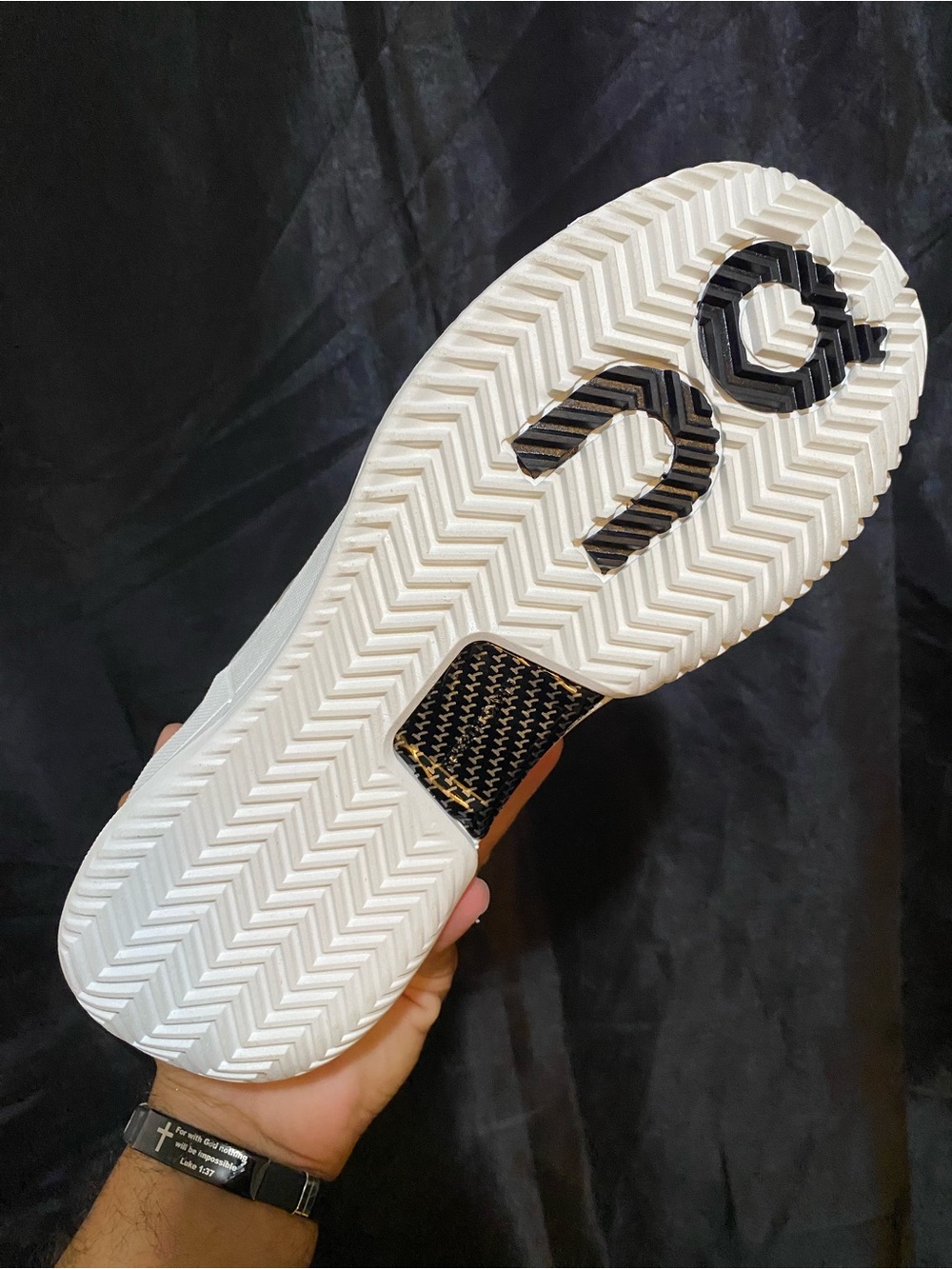 On Running Men’s White and Black Cloudnova Sneakers - Picture 9 of 10